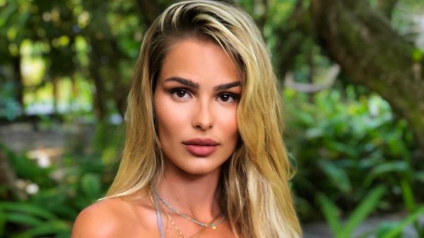 Yasmin Brunet revela que via espíritos