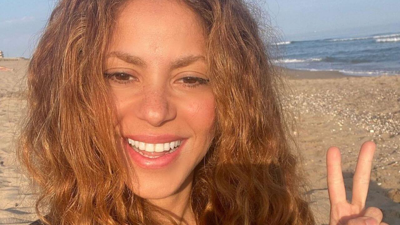 Cantora Shakira posa para foto no Instagram