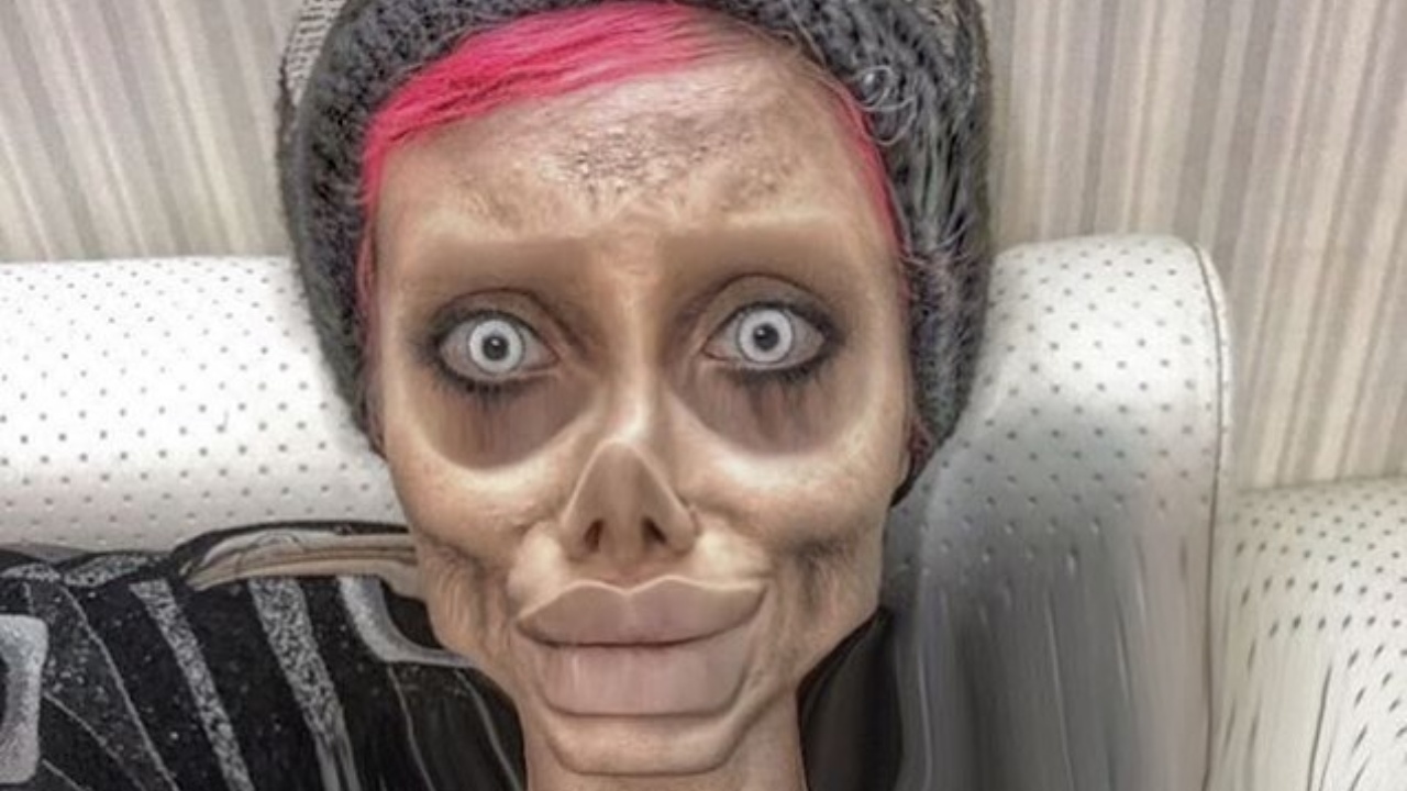 Angelina Jolie zumbi