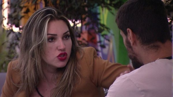 BBB 23: Cara de Sapato leva sermão de Amanda após atitude inesperada: "Vacilou"