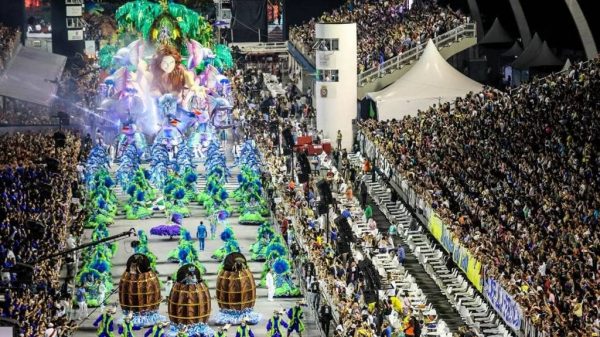 Carnaval: saiba como funciona a avaliação dos desfiles das escolas de samba