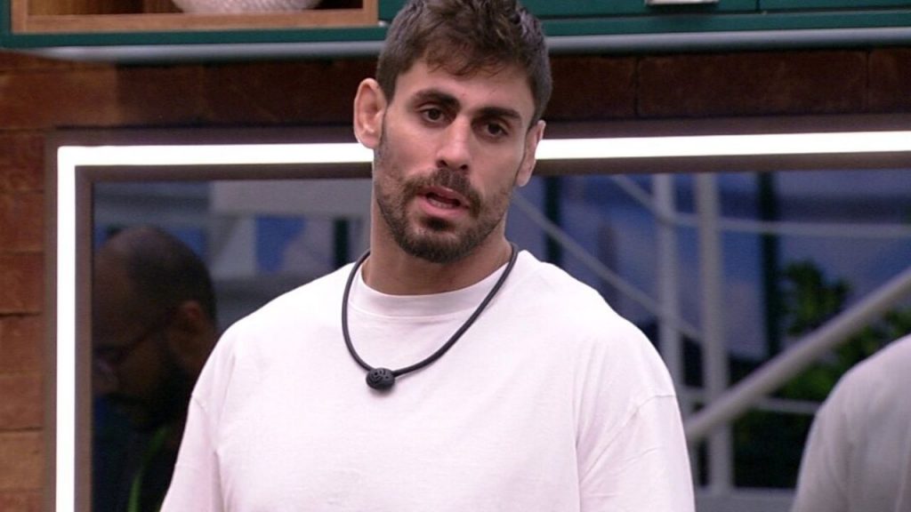 BBB 23: Cara de Sapato se declara no Raio-X e revela torcida no Paredão