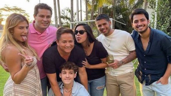 Leonardo admite que tem filho preferido: "processo da vida"