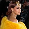Met Gala: saiba o valor do look usado por Rihanna no evento