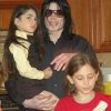 Filhos homenageiam Michael Jackson no seu aniversário de morte