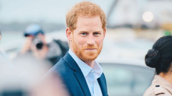 Príncipe Harry perde título de "Alteza Real" no site oficial da família real