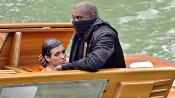 'Ato Libidinoso': Kanye West e esposa são banidos para sempre de passeio em Veneza