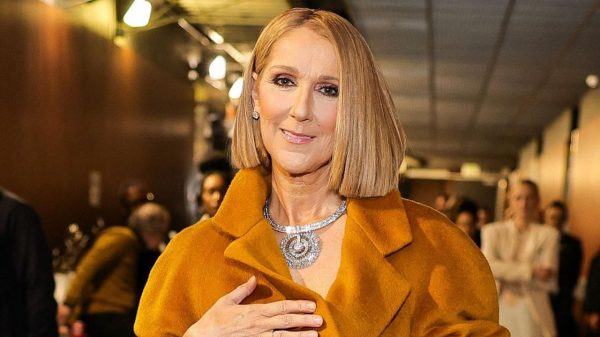 Grammy 2024: Céline Dion faz aparição surpresa e emociona web; saiba o estado de saúde da cantora