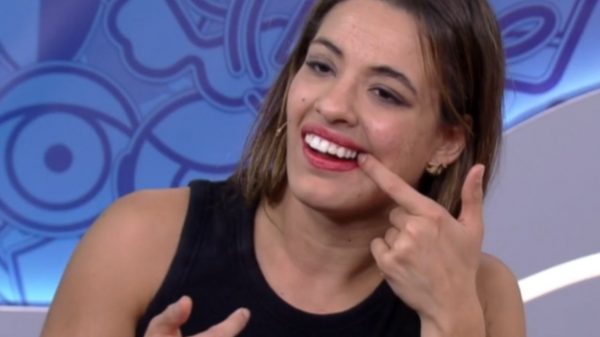 BBB 24: Beatriz responde se já usou lente nos dentes