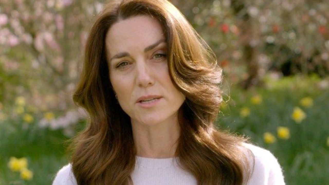 Kate Middleton desafia Família Real em anúncio sobre câncer, diz jornal