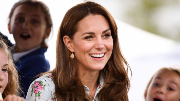 Kate Middleton estaria "irreconhecível" após tratamento contra câncer