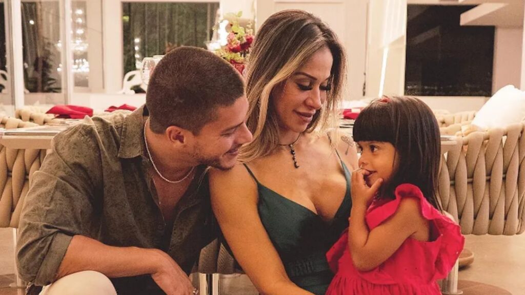 Arthur Aguiar e Maíra Cardi: entenda treta completa envolvendo a filha do casal