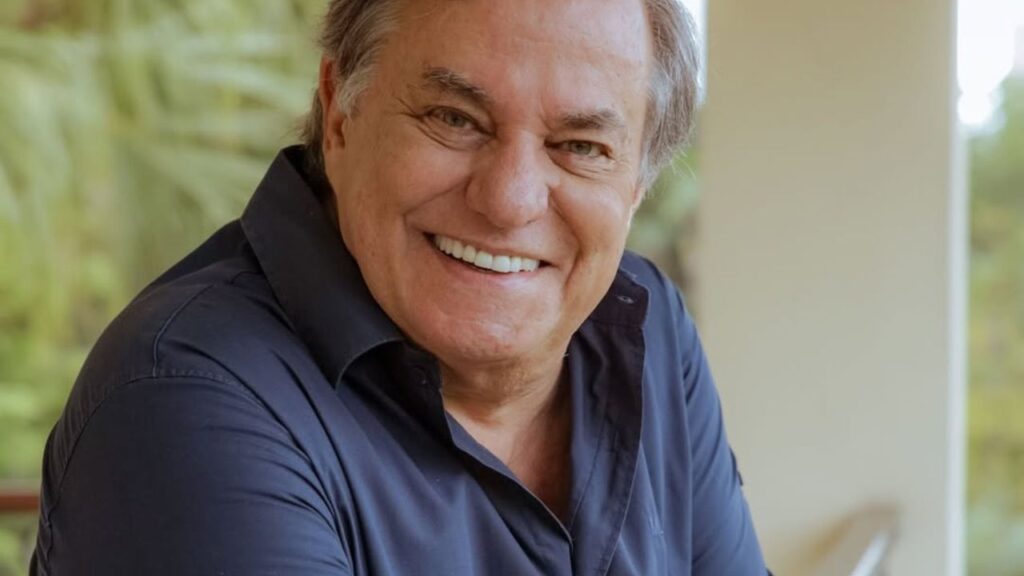 Ronnie Von diz que ficou desesperado com internação por doença