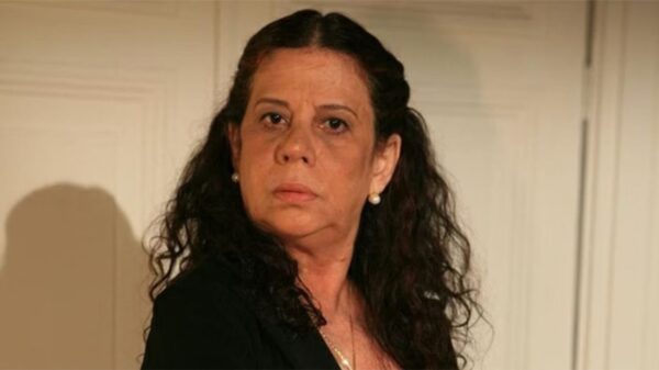 Após drama financeiro e familiar, Maria Gladys volta a trabalhar