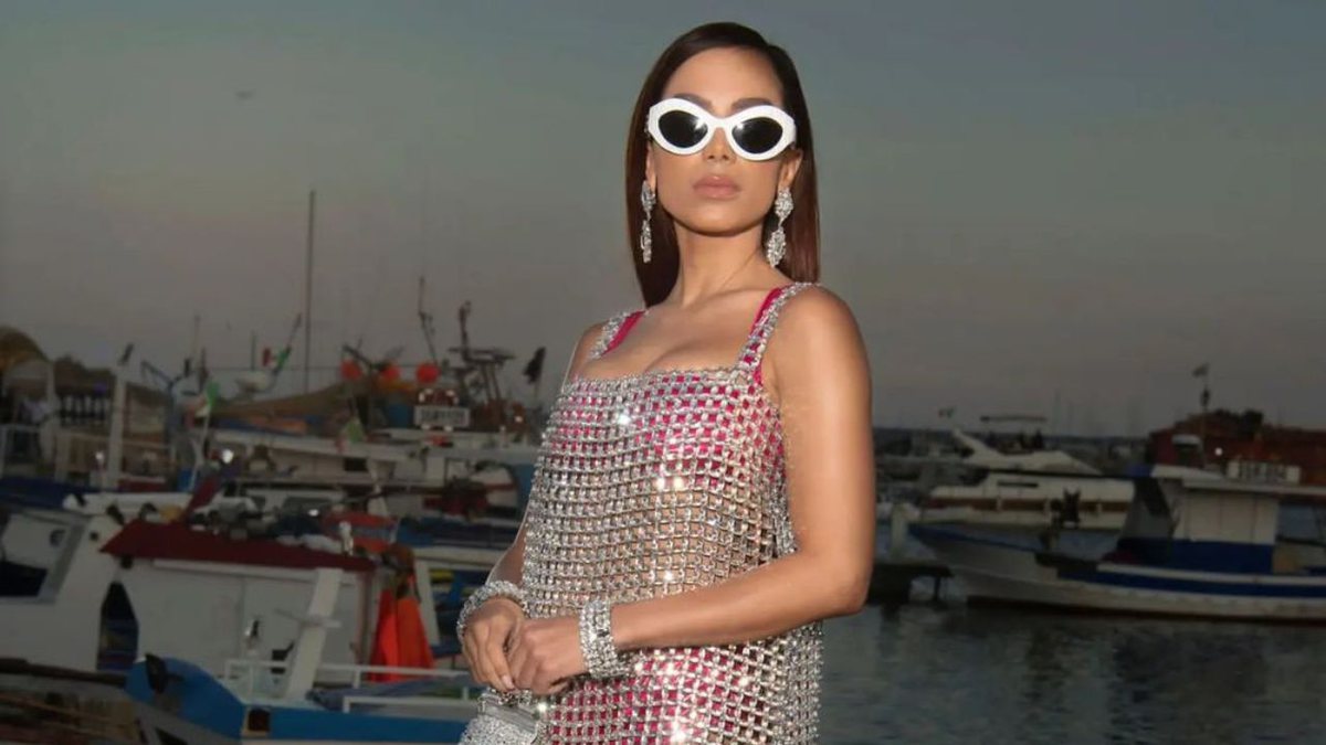 Tatuagens íntimas de Anitta farão parte da identidade visual do perfume; saiba tudo