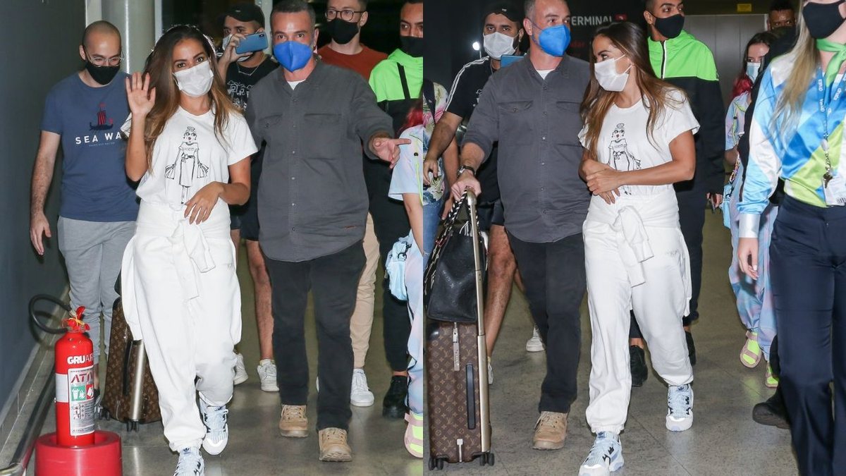 A cantora foi fotografada na manhã desta segunda-feira (7), no Aeroporto Internacional de Guarulhos, em São Paulo