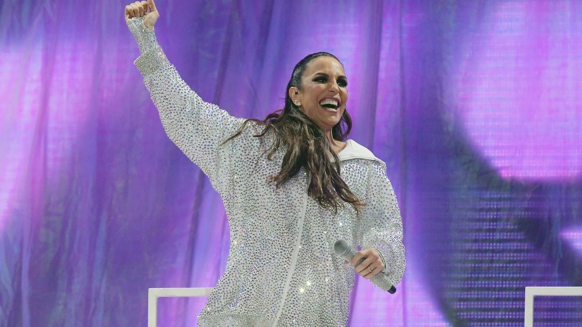 Após críticas, Ivete Sangalo diz que Bolsonaro nunca a representou