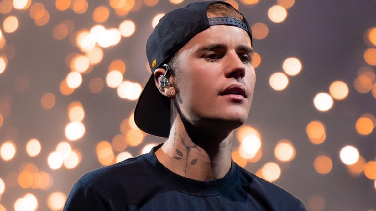 Ferrari baniu Justin Bieber de comprar carros da marca; entenda