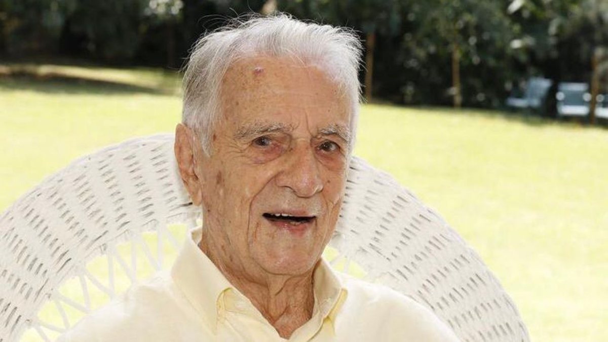 Aos 101 anos, morre Orlando Drummond, o 