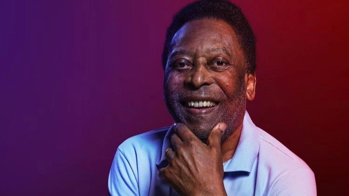 Com piora no quadro de saúde, Pelé volta para a UTI