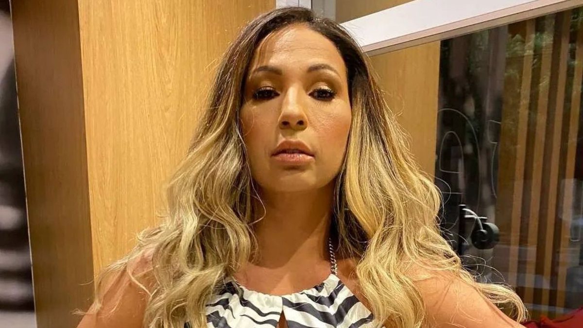 Valesca Popozuda recebe alta médica e tranquiliza fãs: 