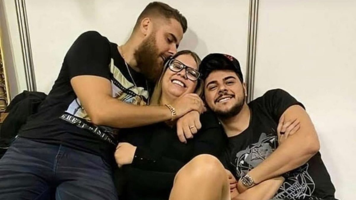 Zé Neto relembra perrengue em voo dias antes da morte de Marília Mendonça